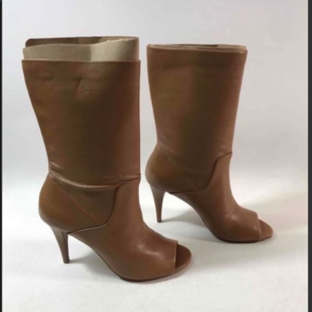 Michael kors boots 👢